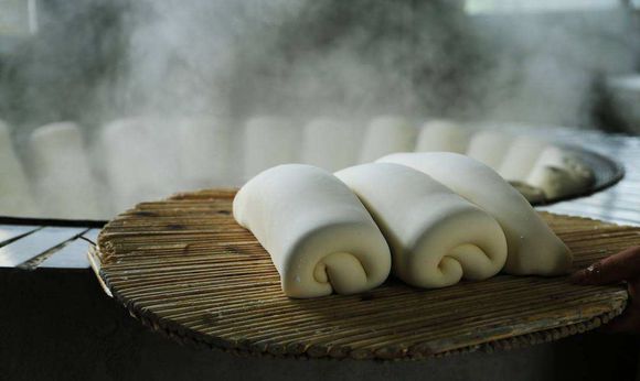 風(fēng)味人間里的這款美食,它的工業(yè)化生產(chǎn)也離不開(kāi)空壓機(jī)